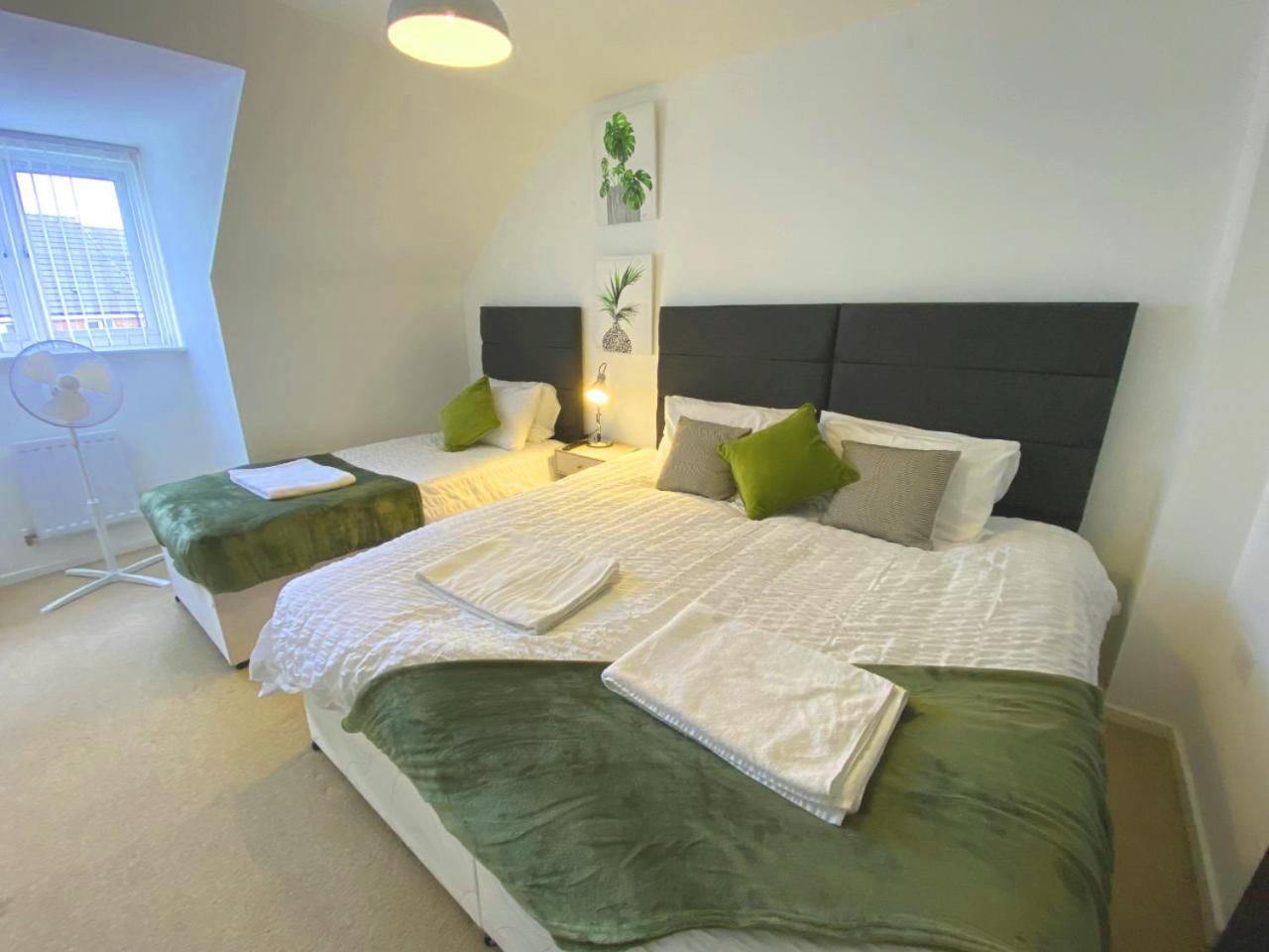 Walsall Group Accommodation Eksteriør bilde