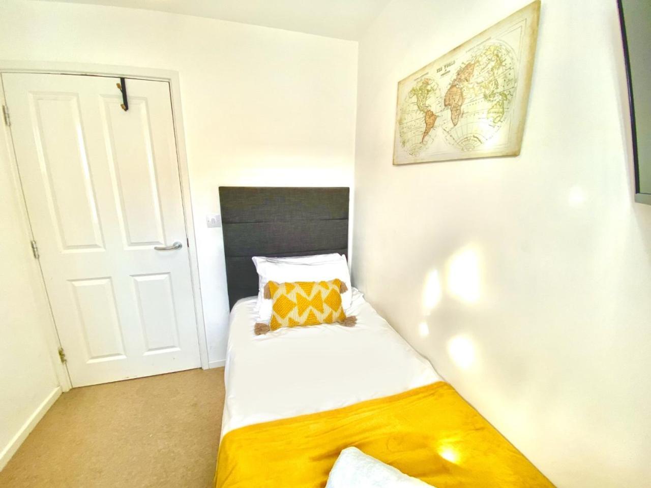 Walsall Group Accommodation Eksteriør bilde