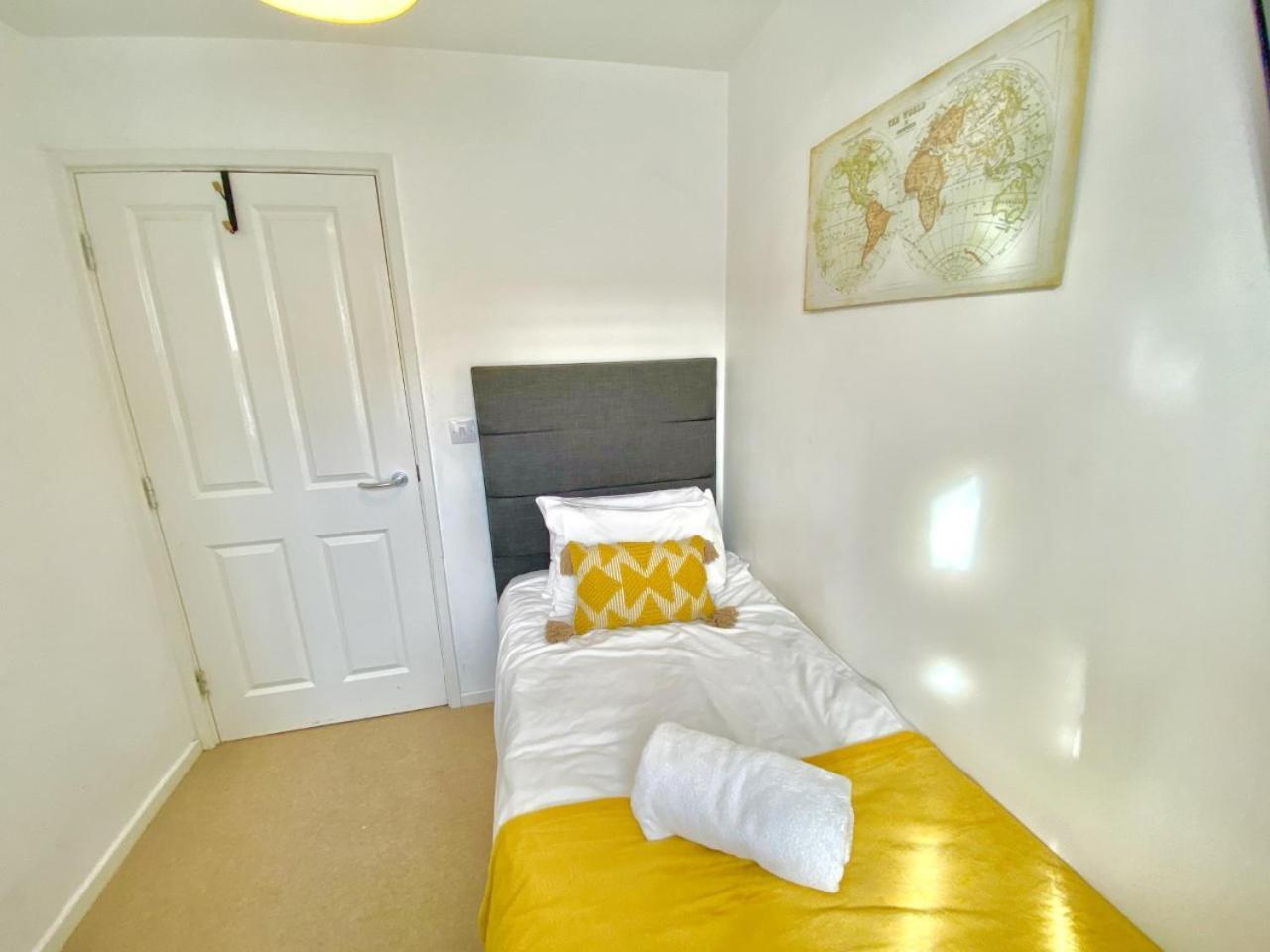 Walsall Group Accommodation Eksteriør bilde